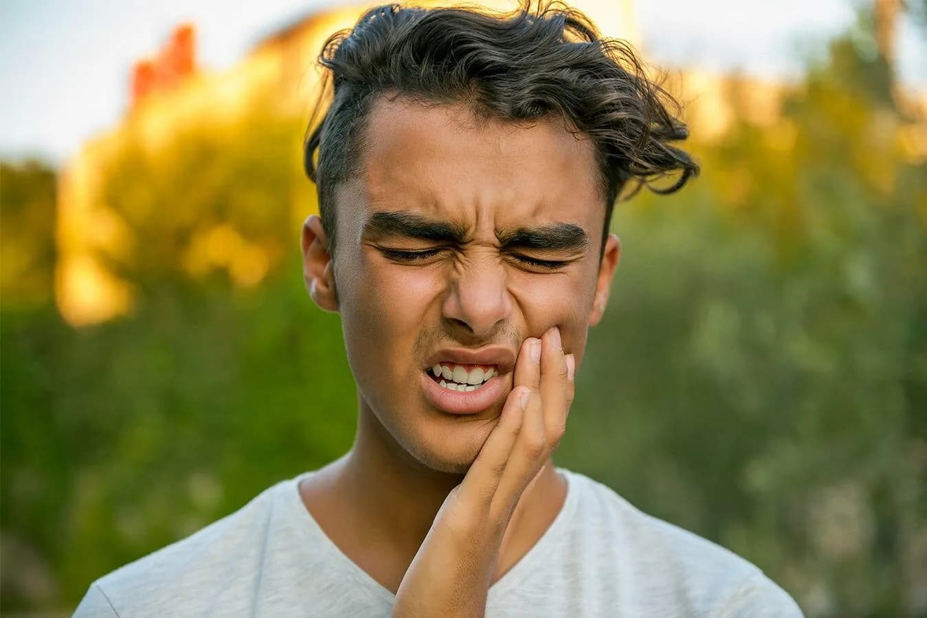 Urgent dental care procedures at Royal Oak Smiles NW Calgary